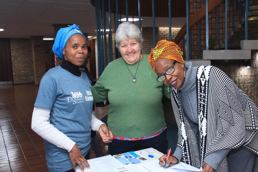 Elelwani Ramugondo signing in